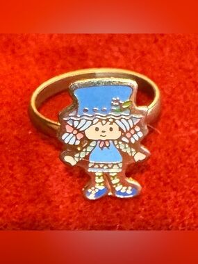 Vintage 1980 Enamel Blueberry Muffin Adjustable Ring—46 yrs old & looking great